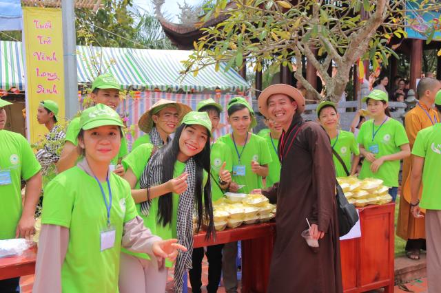 Cần Thơ: Ấn tượng Phiên chợ quê hương tại Hội trại tuổi trẻ