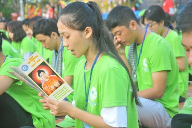 Cần Thơ: Hội trại tuổi trẻ – Linh thiêng tiếng kinh cầu