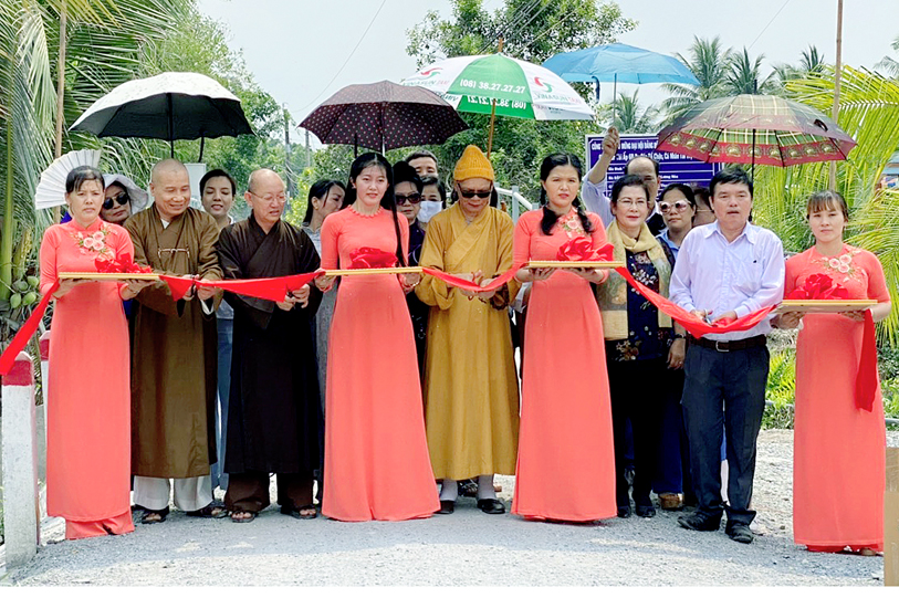 Ban Từ thiện xã hội Phật giáo Long An vận động hơn 1,7 tỉ đồng xây dựng cầu giao thông nông thôn ở Bến Lức